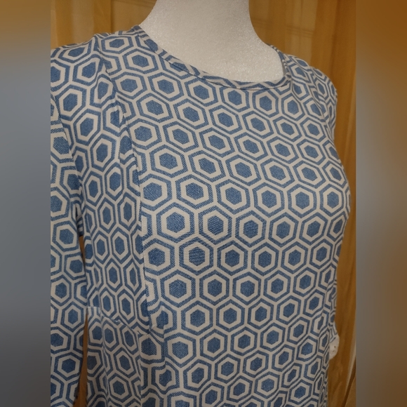 NWT Women's As U Wish blue/whitedress with eyelet trim. Size Small. - Picture 3 of 9